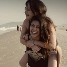 “Não se apegue a ninguém, trate as pessoas como elas te tratam, as pessoas só dão valor a aquilo que elas não podem ter.”
