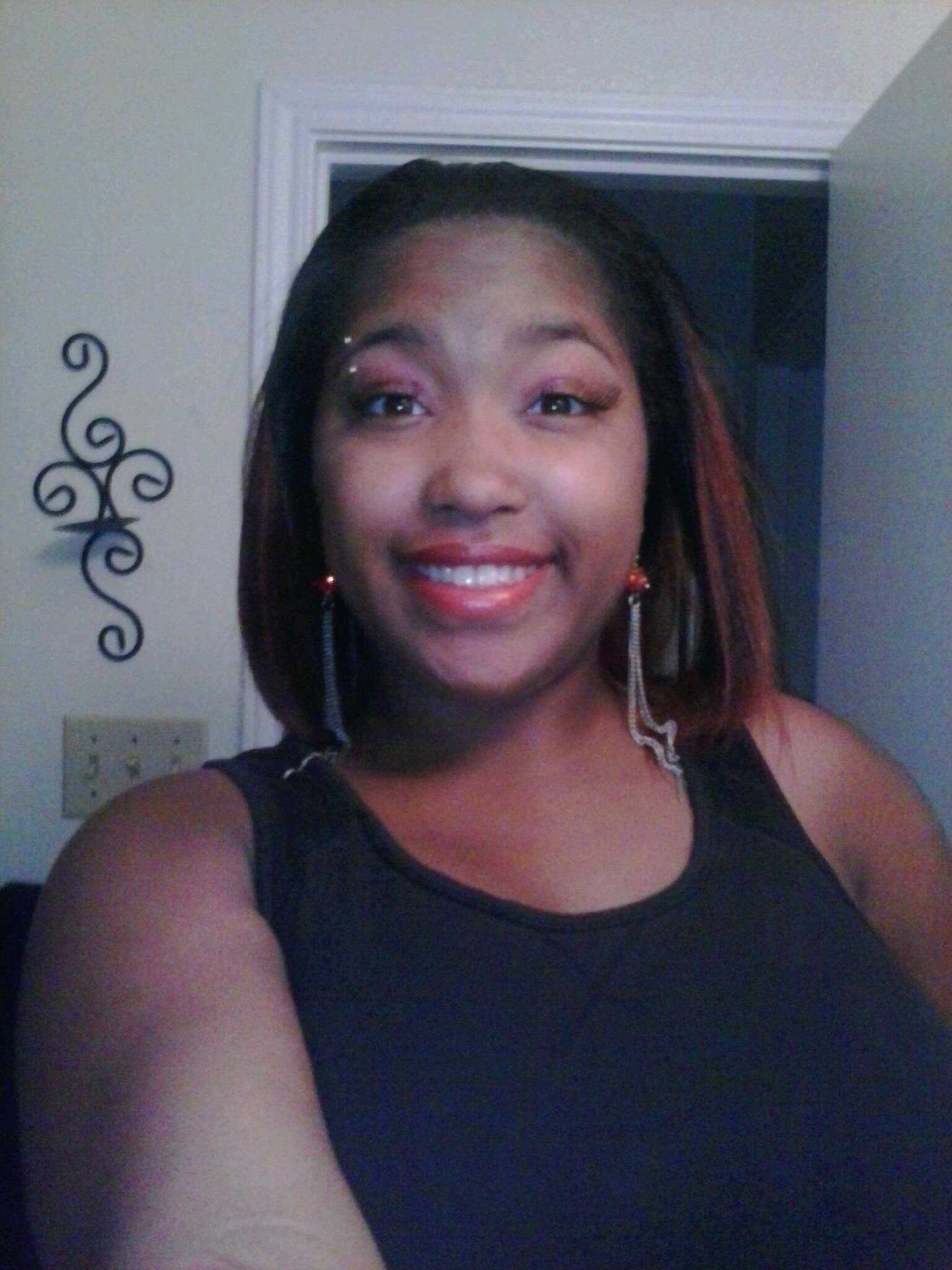 God first..... Family 2nd..#SINGLE  #Ms.Dimples...
