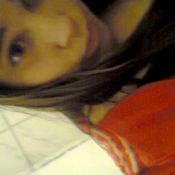 Menina cm sentimento e  carente  sem  namorado
