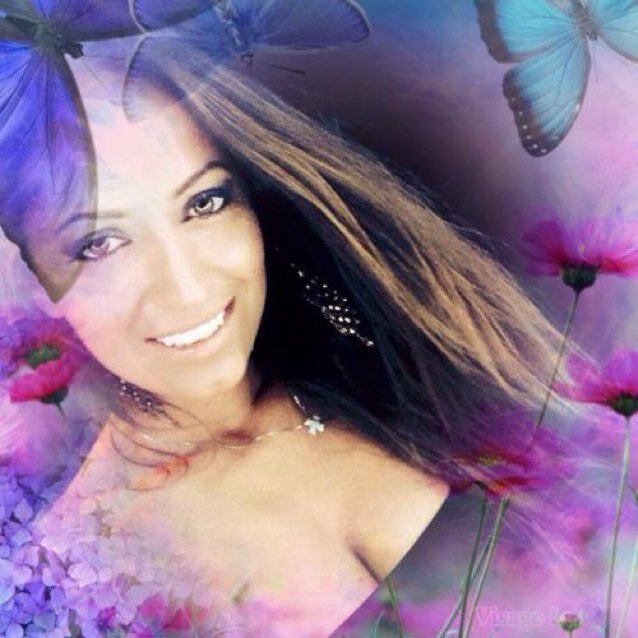 Actress in progress, model, fashion traveller,