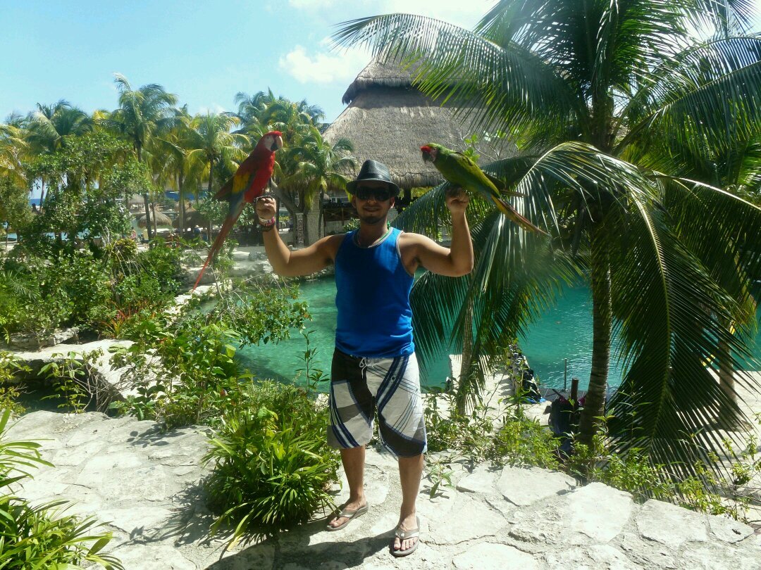 Ing. Industrial, Siempre hacer bien sin mirar a quien, Amante de la buena musica y de los deportes!