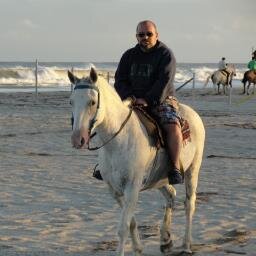 Esposo, Padre de 3 y Cuervo!