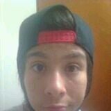 Hay personas que se quedan en nuestrs vidas pero no en nuestros corazones :3