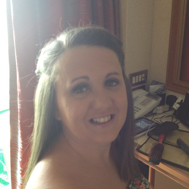 elliesaurrawr's profile picture. 