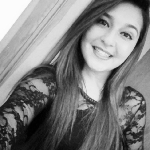 Toda garota é linda se tiver a capacidade de acreditar em si mesma :)