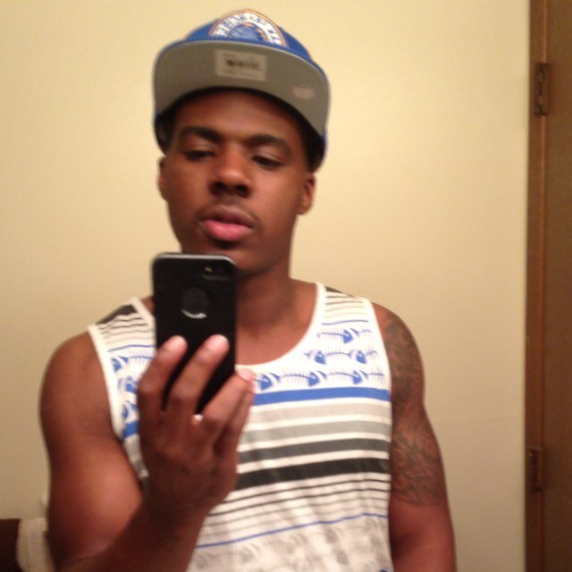 WayneJones_19's profile picture. #TeamTaiye #TeamCase #TeamRoundNBrown #TeamConway