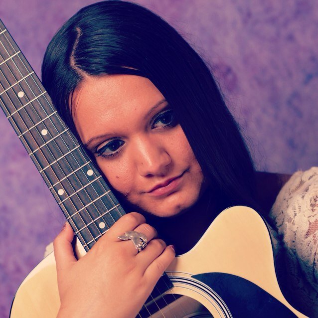 Singer/Songwriter 🎶