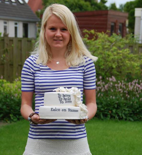 Cake_avenue's profile picture. De mooiste taarten, cupcakes & leukste Workshops

Nederland, Friesland, Franeker

info@cakeavenue.nl