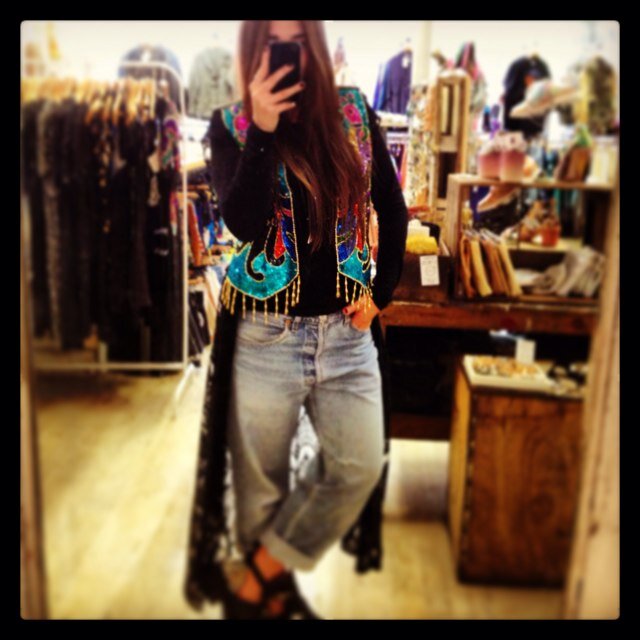 Fashion, Vintage & Caffeine addict @Folkster :)