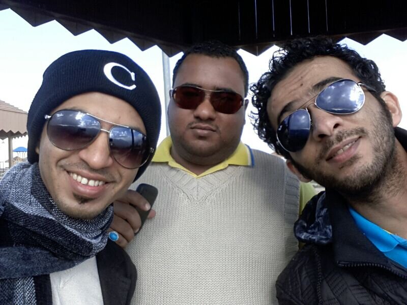 Shami125's profile picture. ‏ابسالك يابحر ليه امواجك تعاني ؟؟؟   انت مثلي يابحر فاقد عزيز وغالي !!!!