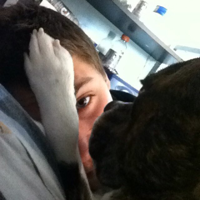 MikeMcNah's profile picture. i can hurl an orange like a thousand feet