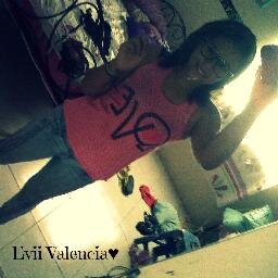 Belieber 
Name ..
Evelyn Edith Valencia Zambrano ^^