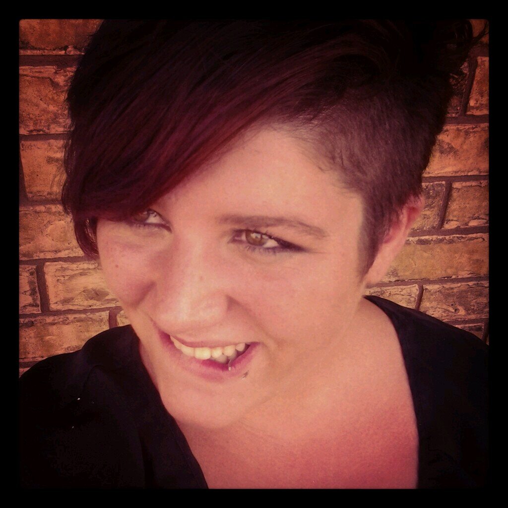 madranda75's profile picture. blah blah blah I do hair I'm pretty much just awesome whatever lol