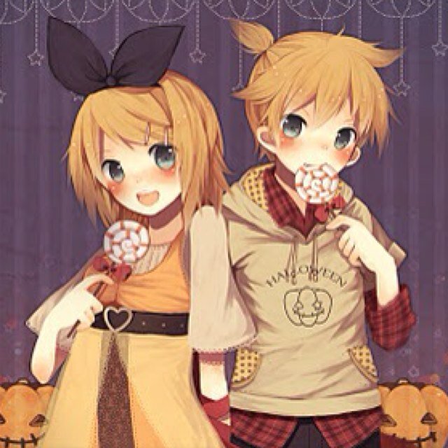 8 yr old twins. Mom: @TheReaperChild Dad: @VampireKendrac #RP Z: the risk taker and trouble maker. J: the smart and obedient one.