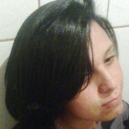 Tudo que er Bom pra me eu gosto .. * + Maais amooor - menoos ' recalqque , viishiii , e isso aerr msm Maanoo'h *