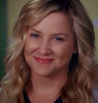 Grey's Anatomy and Rizzoli and Isles is my life!!! Fangirl to the max.