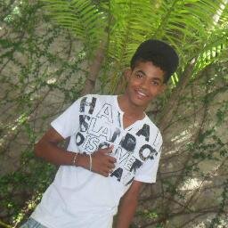 ´´A vida é para quem topa qualquer parada. Não para quem pára em qualquer topada``.