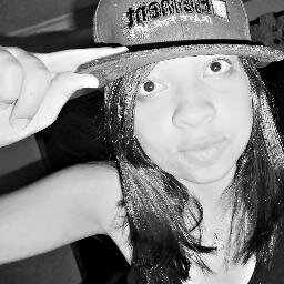 - meu amor não sou perfeita mais os meus defeitos posso consertar (Y'
http://t.co/kIeGT4QGOi