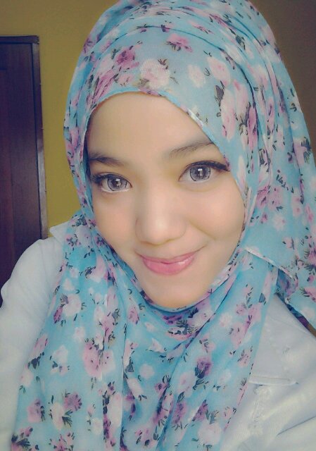 Biografi Profil Biodata Disty Resta Denada - Puteri Muslimah 2016