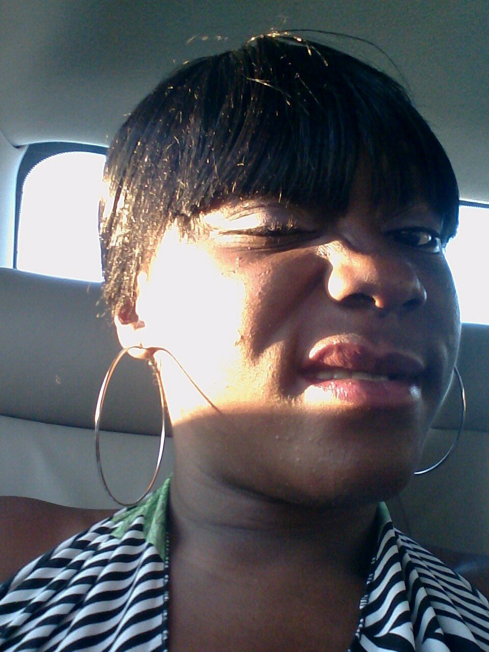 DeVonda BKA Boomie

Official M.A startn June (bou time)
takin byi hym since 00' officially hys since 11 (: