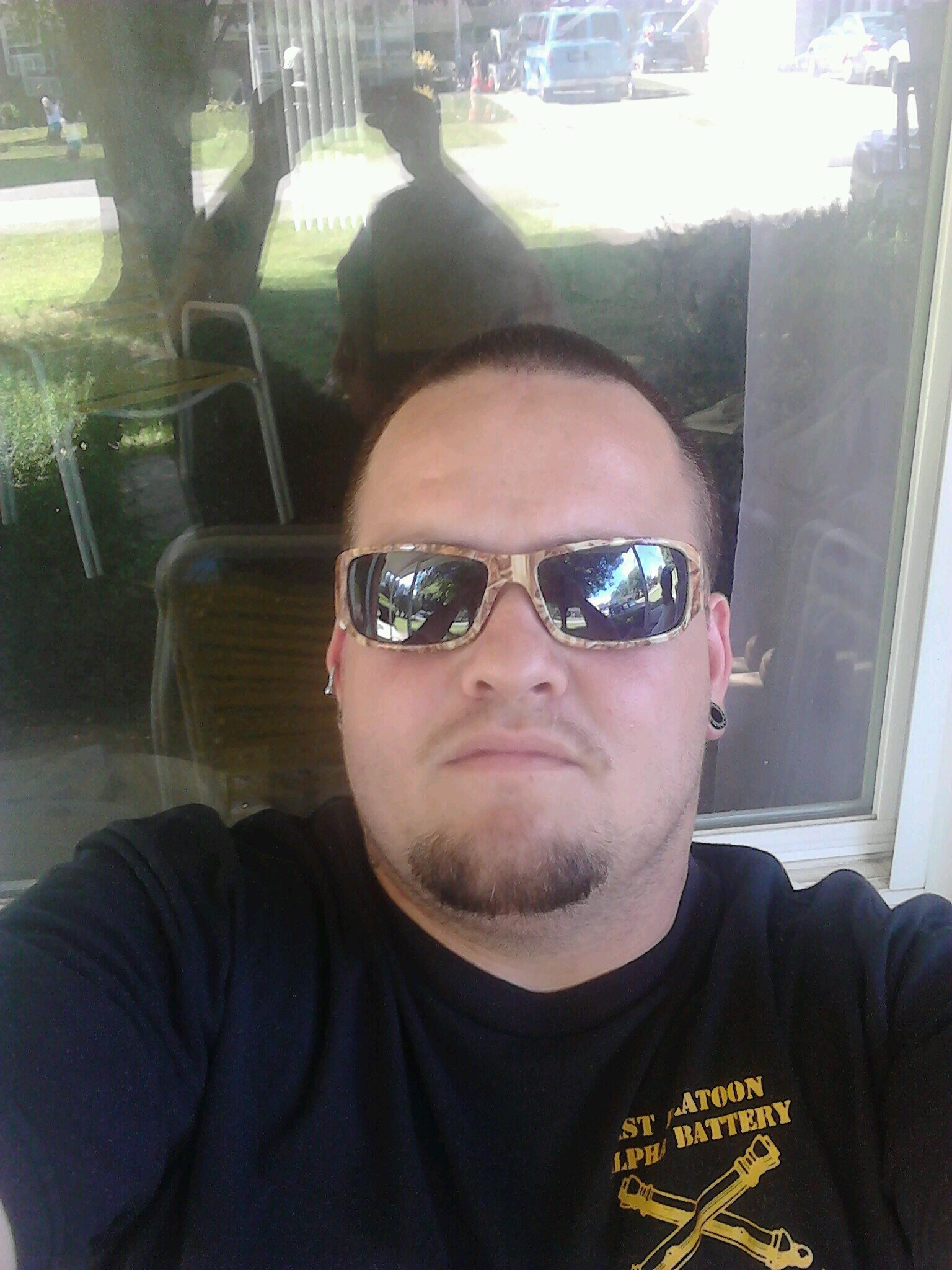 Have a wonderful wife and beautiful daughter Katie j Hardin,that's my life my all......... .