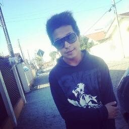 Please don't judge me
And I wont judge you
And if you love me
Then let it be beautiful