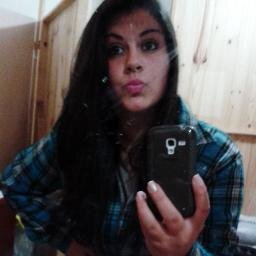 Porque eu sou do tamanho daquilo que sinto, que vejo e que faço, não do tamanho que as pessoas me enxergam (: