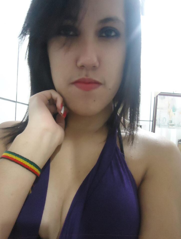 Seii que não sou perfeita, mas pelo menos reconheço os meus defeitos ...