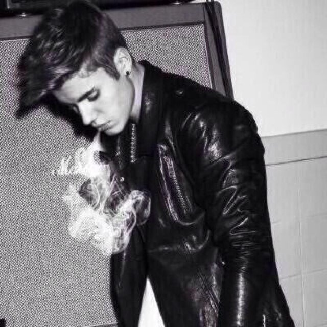 Justin is my love, my north and my support. Never say never and don't give up, DREAMS COME TRUE! I met, hugged & kissed my lifesaver -Smile until the sky falls-