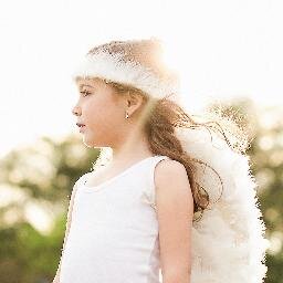 Naomi, 9 anos. 

[Bonitezas e sabedices que a mamãe @aEsterCarolina tem o prazer e orgulhinho de ouvir]