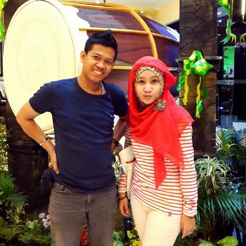 Bergerak menuju sukses.... Naval Arch. and Ship Building '09, ITS  Love @Miethagrace :)