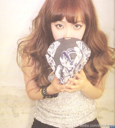 victoria|f(x) leader|not young anymore(?)| Just roleplayer. Let's be friend & fun.