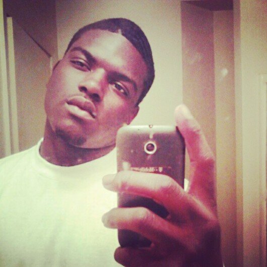 fwm on kik:@wassup_bull (instagram)@wassup_cowboy follow Ill follow back real shyt