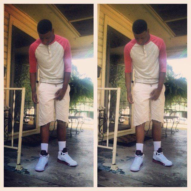 New Twitter Still #TeamDeyonMoore.....I prefer #TeamShortGirls Instagram:@DeyonShaun So do it!!!