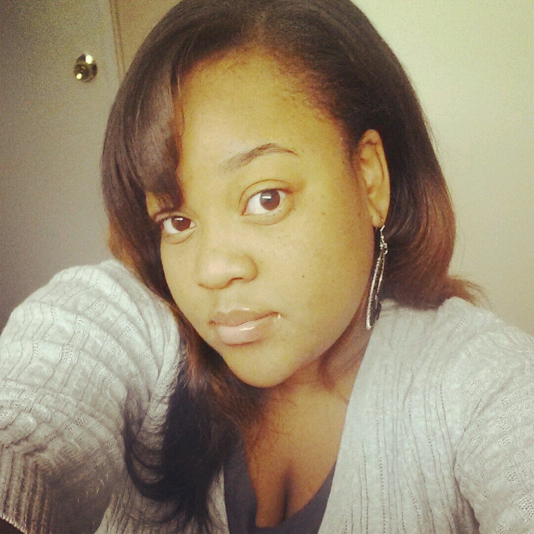 Beautiful Black & Successful Young Lady. Married to a handsome young fellow. Servant of the living God ❤