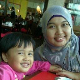 A mother, a wife, movie lovers, Mall Lovers too ;p