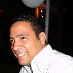 Consultor de seguridad electrónica y compras internacionales, Mantén siempre la frente en alto, Dios ante todo