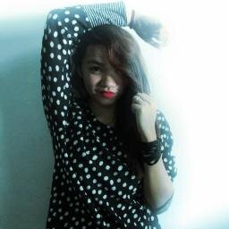 Student/guitarist/soon to be a psychologist.. a facebook and tweeter geek, and a bad influence :D (http://t.co/GOkLxAKo07)