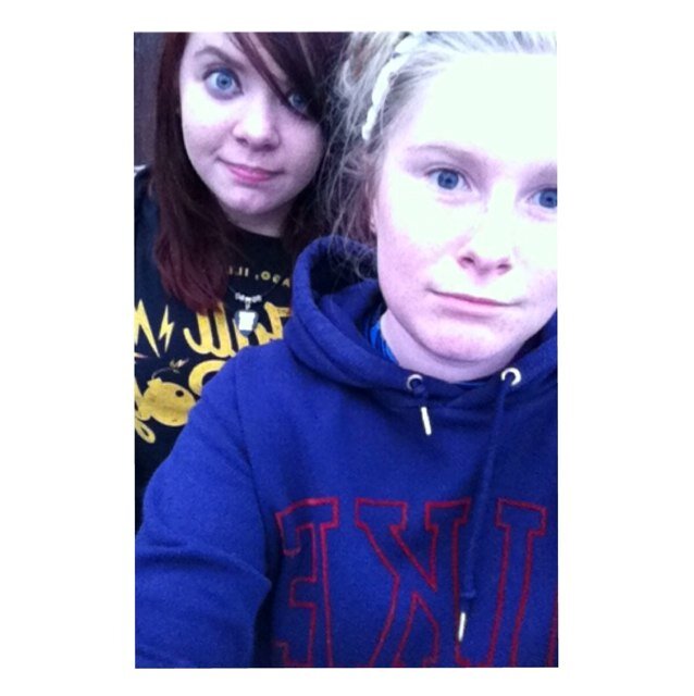 wifinerdslol's profile picture. Victoria sucks. Fall out boy are better than Victoria and Dan and Phil are gay together.