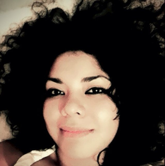 thania_sotres's profile picture. Lectora y atlista hasta la muerte.