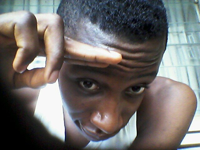 Counselor, Writer, Singer, Blogger/Hyper & Entrepreneur. Love(God) for a peaceful world**contact/booking: BBM 5EF09D38, gozylogs@gmail.com