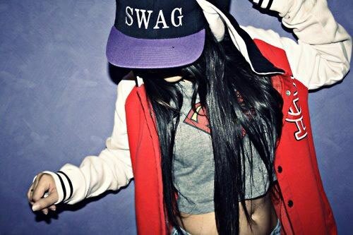 Tweeting about my life, love, jokes, and more.. I also follow back :)