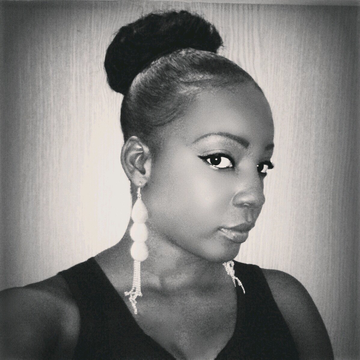 Chexyma's profile picture. ...... in order to be irreplaceable, you must always be different.....