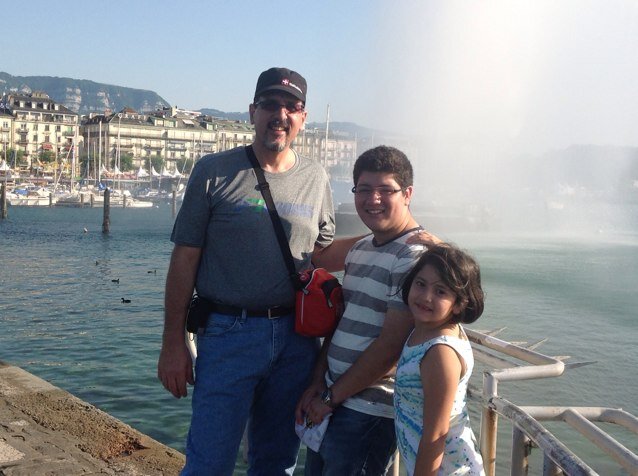Husband, father, christian, leader, entrepreneur. Enjoy developing those around me.