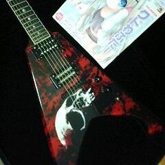 音楽が好きな大学生です！軽音楽部に入っていてエレキギターやってます。好きなバンドはarch enemy、as i lay dying等です。フォロー、リツイート大歓迎です！