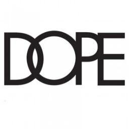 DopeNL met de meest actuele, interessante en grappigste tweets die je tegen gaat komen op het gebied van muziek, kleding en andere dope zaken!!