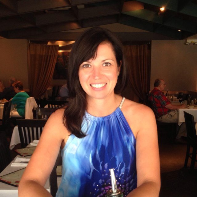 Originally from Toronto, living in Columbus. Loves sports, music and travel.