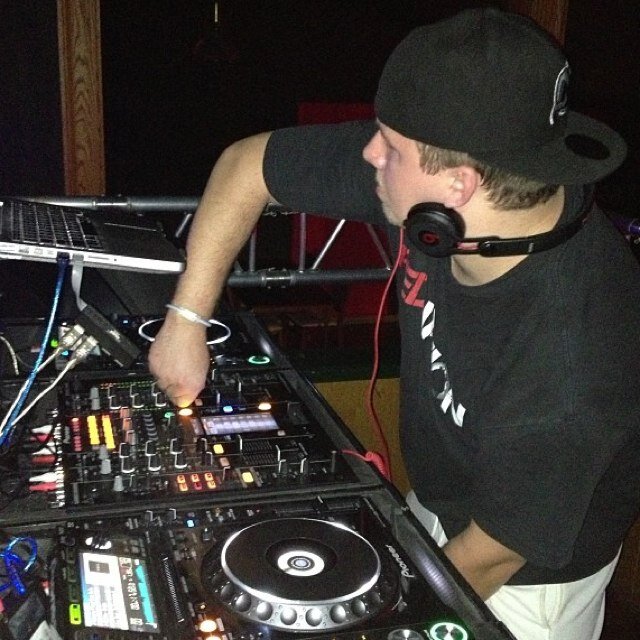 DJ. NJ/NYC instagram: djarcee