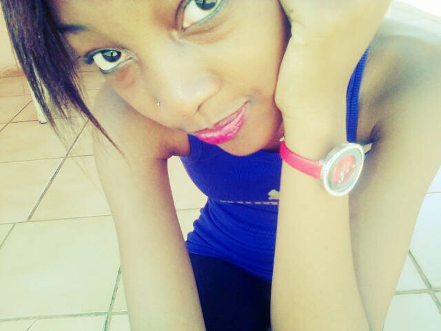 reikokeditse's profile picture. I dnt follow trends...I set my own always remember this DON'T HATE WHAT YOU CAN'T IMITATE...I am wat they call perfection☺