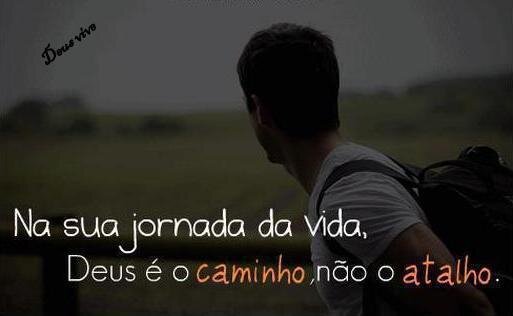 Enquanto você continuar a insistir em andar com as pessoas erradas, Deus nunca vai te dar o privilegio de andar com as pessoas certas!